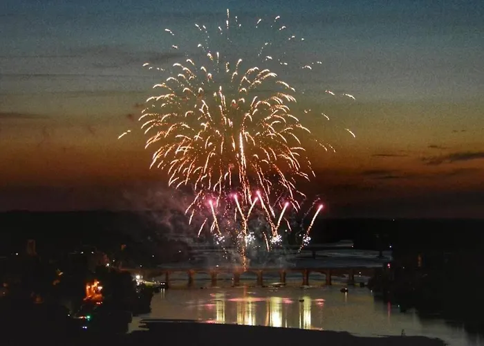 Cyclo 2 Loire Apartment *